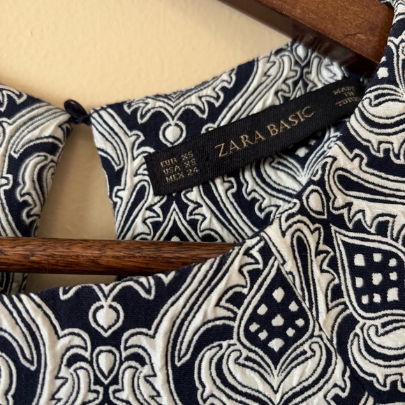 Zara| Chic Brocade Navy/White Jacquard Above-Knee Sheath Mini-Dress Sz XS - Picture 4 of 9